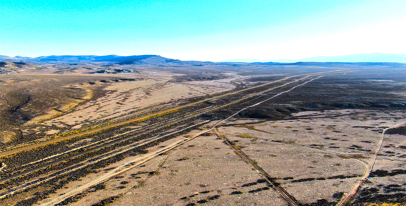 27.59-Acre Nevada Haven: Mountain Views, Zoned for Off-Grid Living - 59% off Market Value