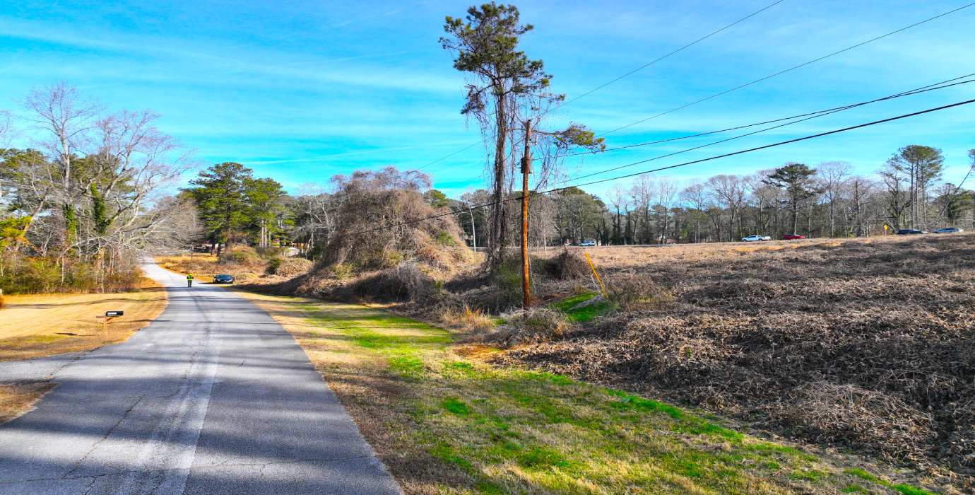 Design Your Perfect Nature Retreat Near Thriving Atlanta & Enjoy Urban-Nature Harmony!