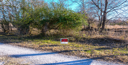 Expandable 3-Lot Property Near Tulsa: Your Country Retreat - 23% off Market Value!