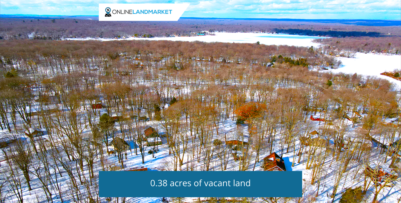 0.38 Acres in Pocono Lake, PA - Immerse in Lakeside Bliss: Your Gateway to Nature's Playground!