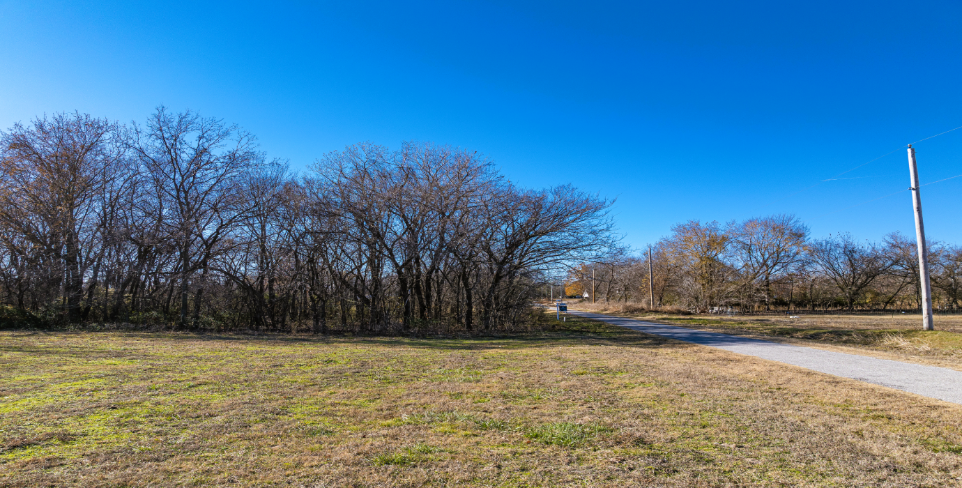 Your Freedom to Build or Invest: 2 Prime Adjoining Lots Near Tulsa! - 25% off Market Value!